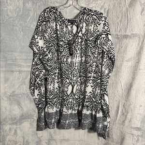 Club Z Collection swim cover up NWT black and and White‎ Patterned size large